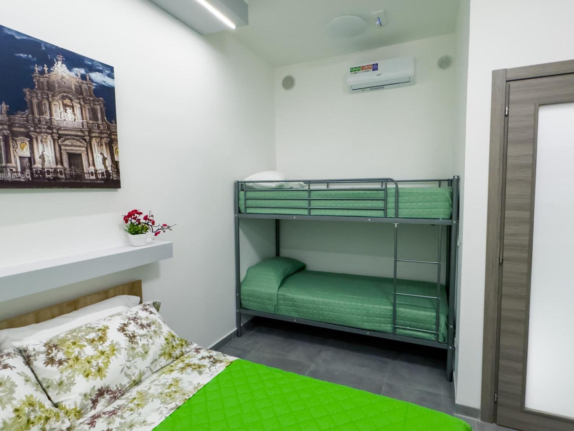 La Pescheria - Mini Apartments Catania-Fontanarossai nemzetközi repülőtér Szoba fotó